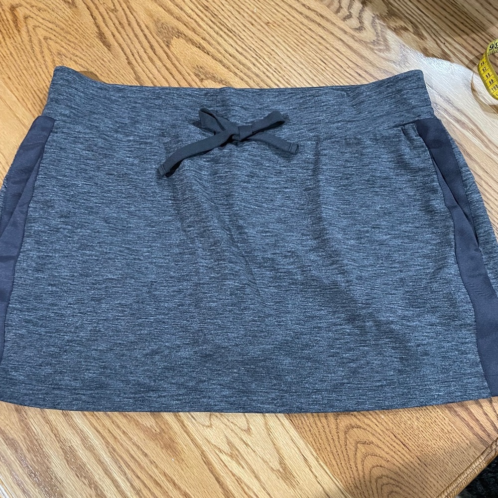 Athleta metro downtown skirt with pockets XL
